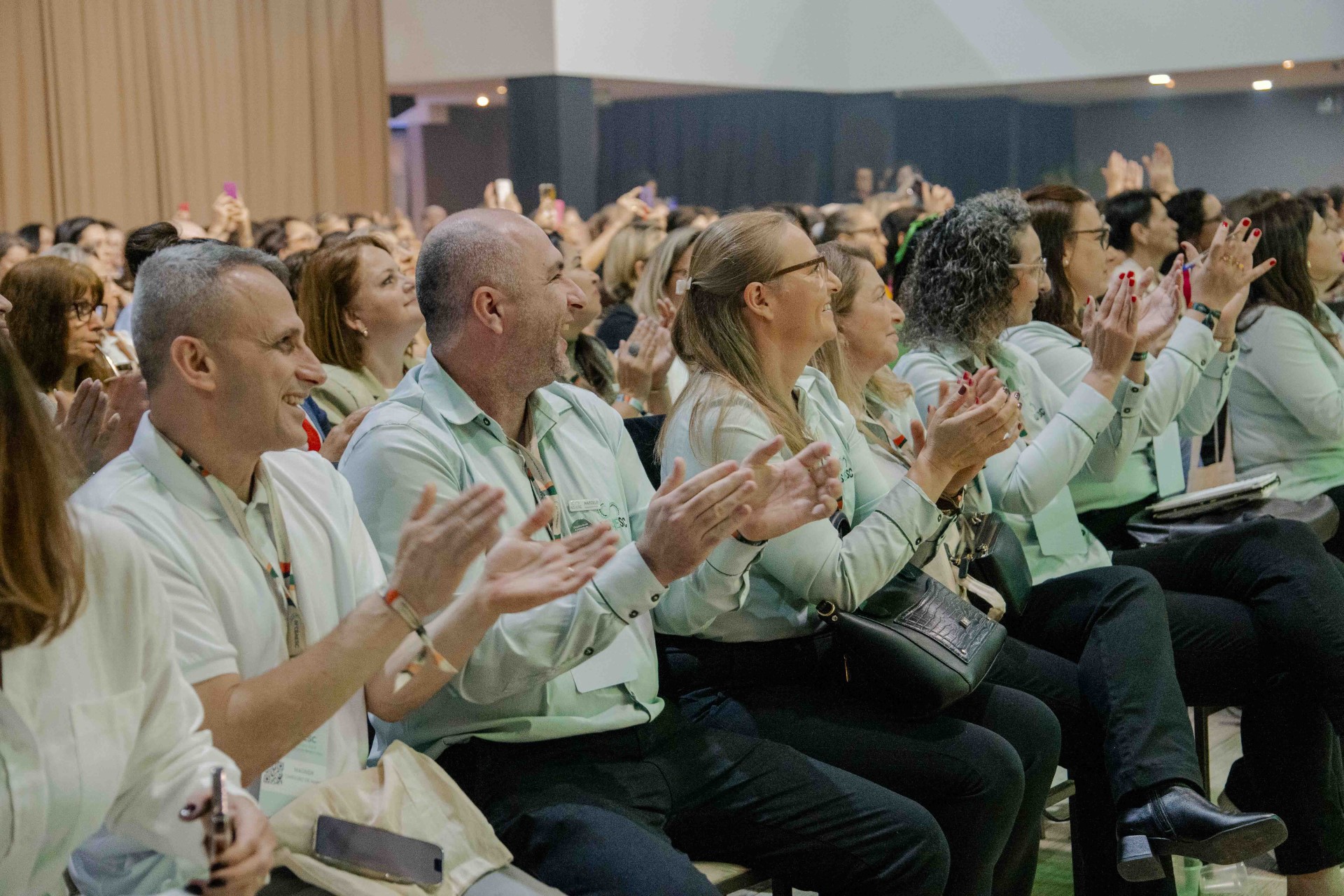 Juntos, fortalecemos os Assistentes de Educação, faça parte da ASAESC!